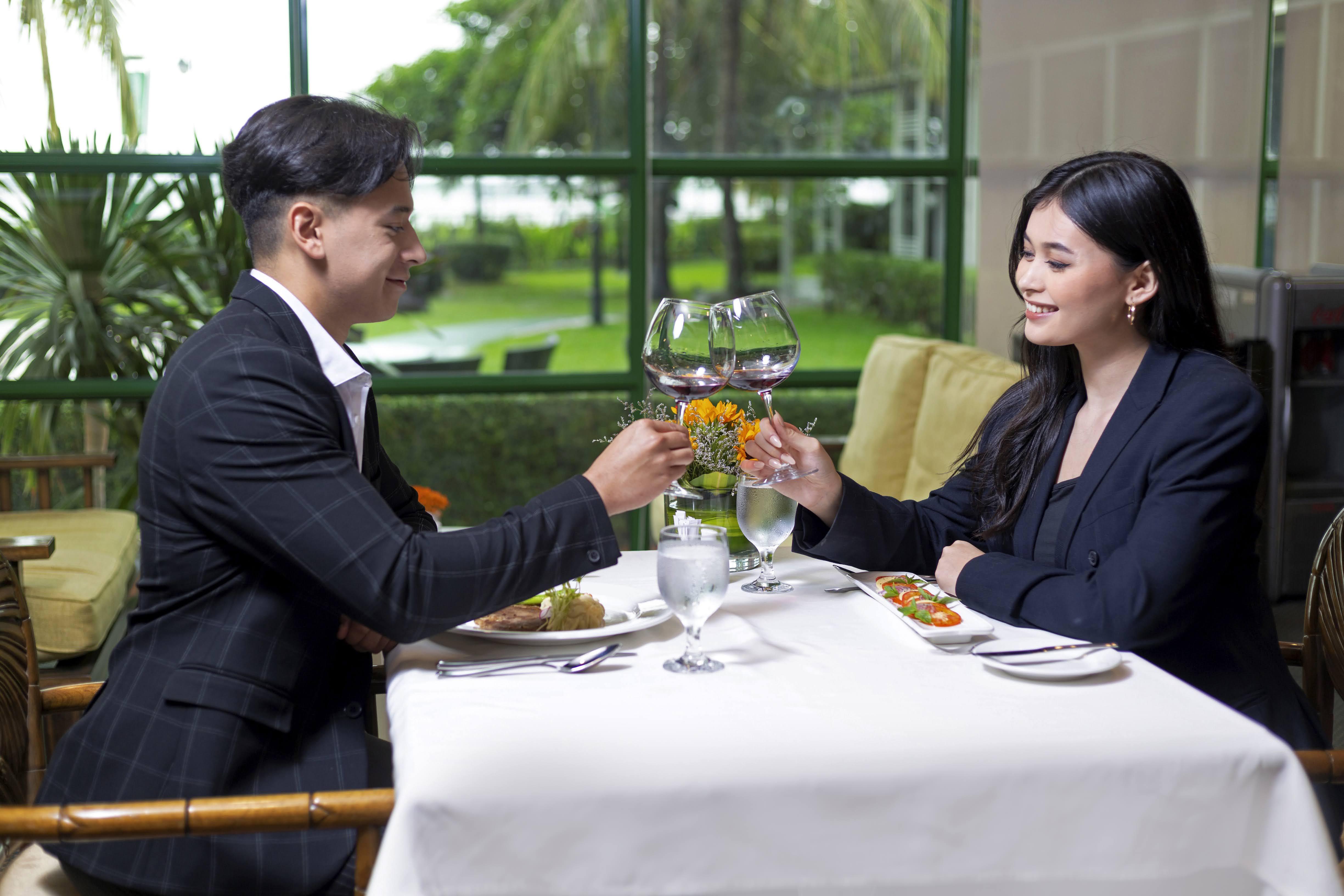 Himawari Hotel Apartments Phnom Penh Bagian luar foto
