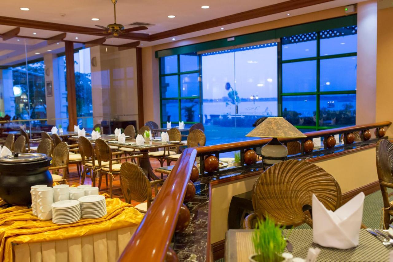 Himawari Hotel Apartments Phnom Penh Bagian luar foto